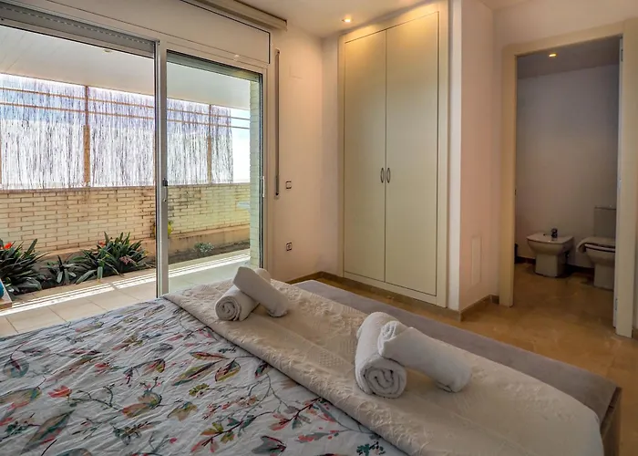 La Perla By Hello Homes סיטגס